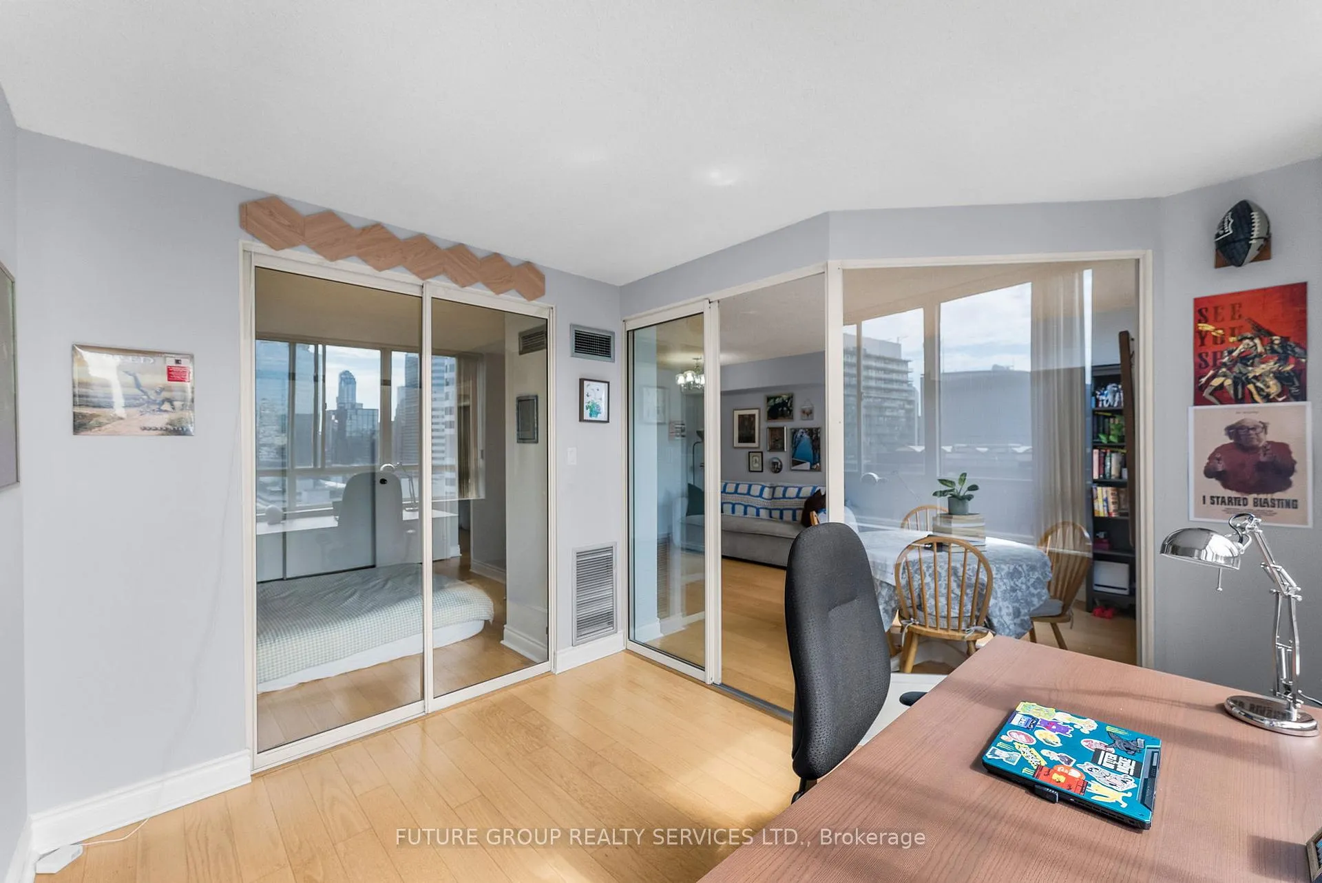 Photo 12 of Unit 2209, 633 Bay Street, Toronto, Bay Street Corridor — HOMEH