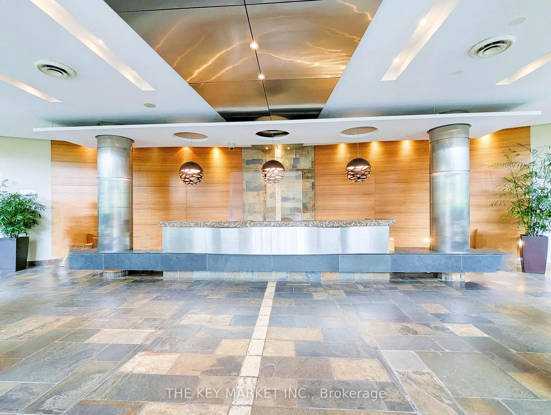 Photo 9 of Unit 1026, 230 Queens Quay W, Toronto, Waterfront Communities — HOMEH