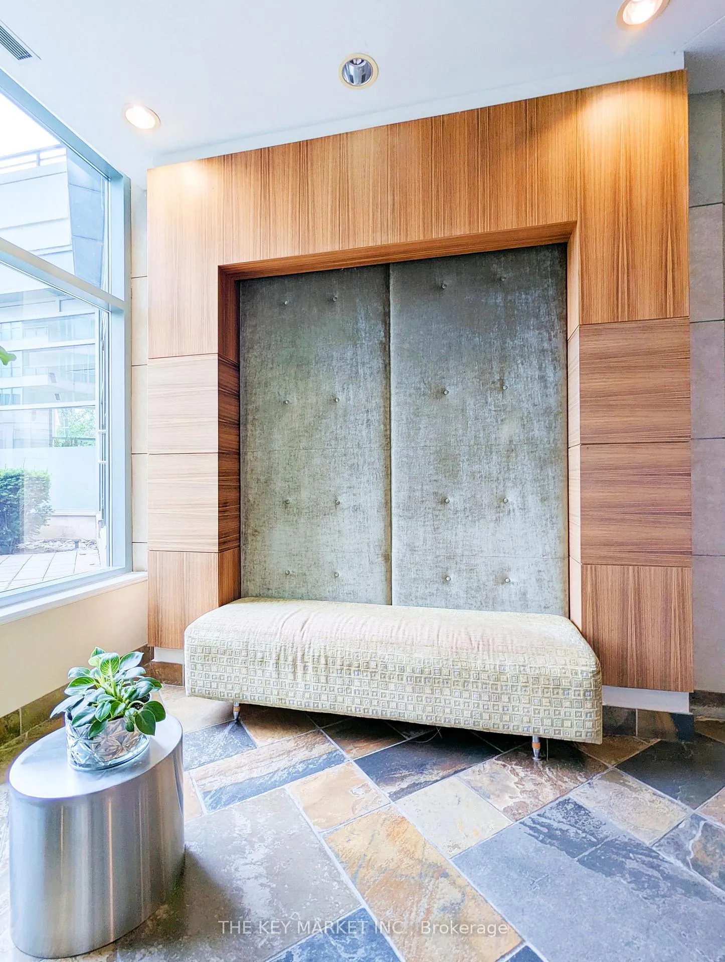 Photo 12 of Unit 1026, 230 Queens Quay W, Toronto, Waterfront Communities — HOMEH