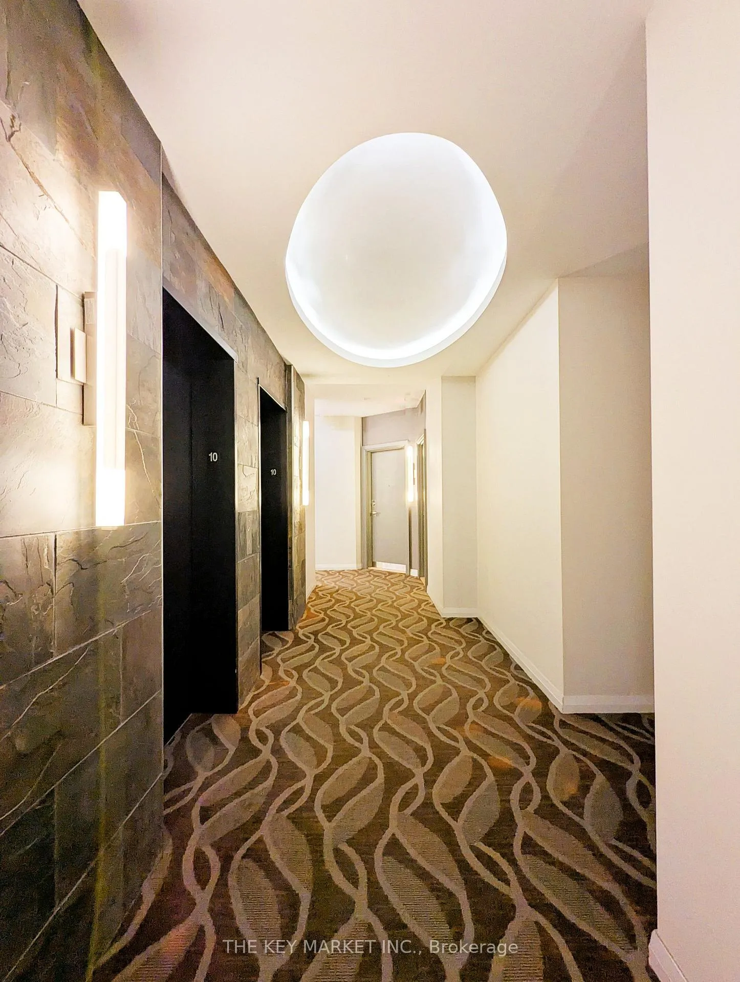 Photo 13 of Unit 1026, 230 Queens Quay W, Toronto, Waterfront Communities — HOMEH