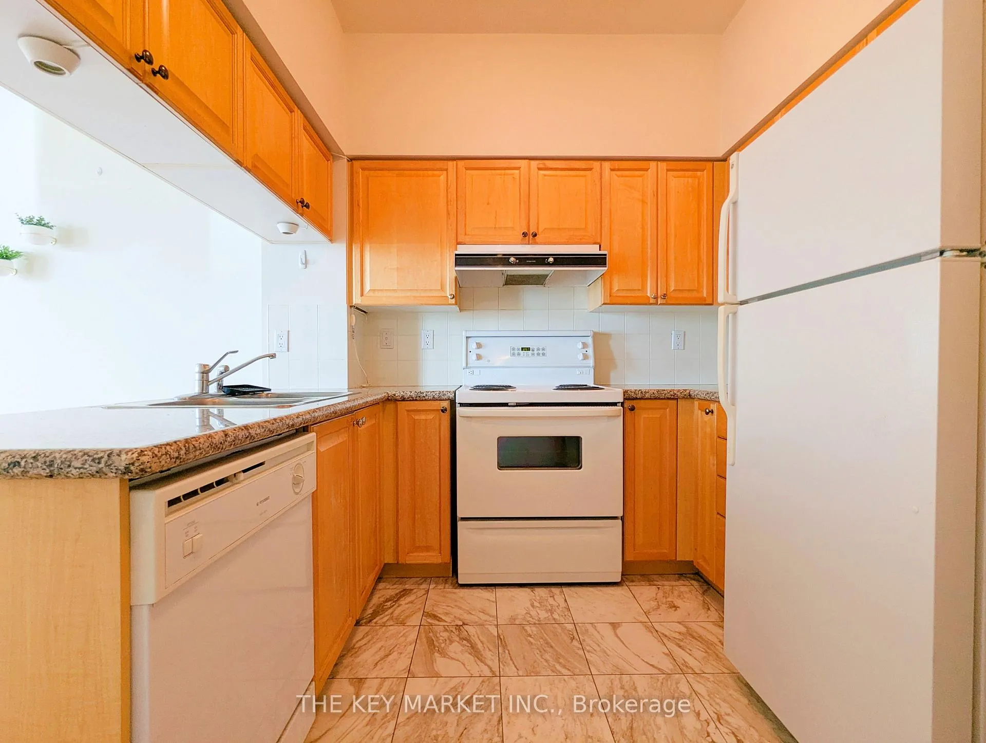 Photo 25 of Unit 1026, 230 Queens Quay W, Toronto, Waterfront Communities — HOMEH