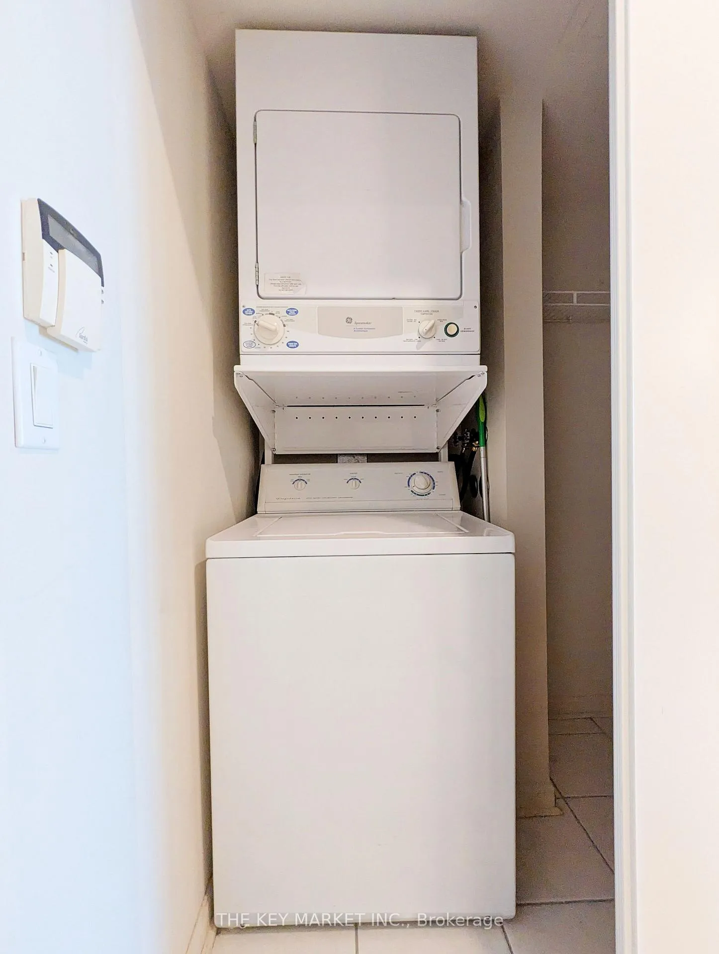 Photo 32 of Unit 1026, 230 Queens Quay W, Toronto, Waterfront Communities — HOMEH
