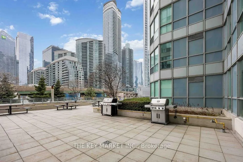 Photo 38 of Unit 1026, 230 Queens Quay W, Toronto, Waterfront Communities — HOMEH