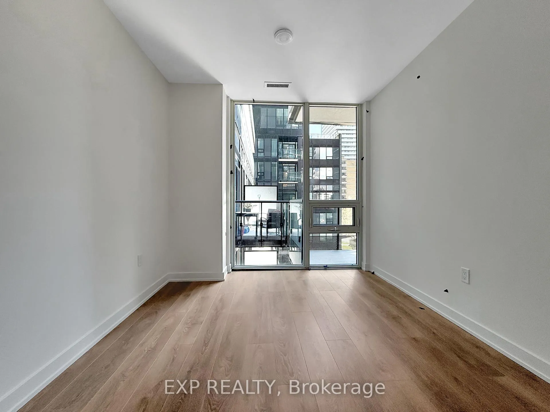 Photo 17 of Unit 601, 117 Broadway Avenue, Toronto, Mount Pleasant West — HOMEH