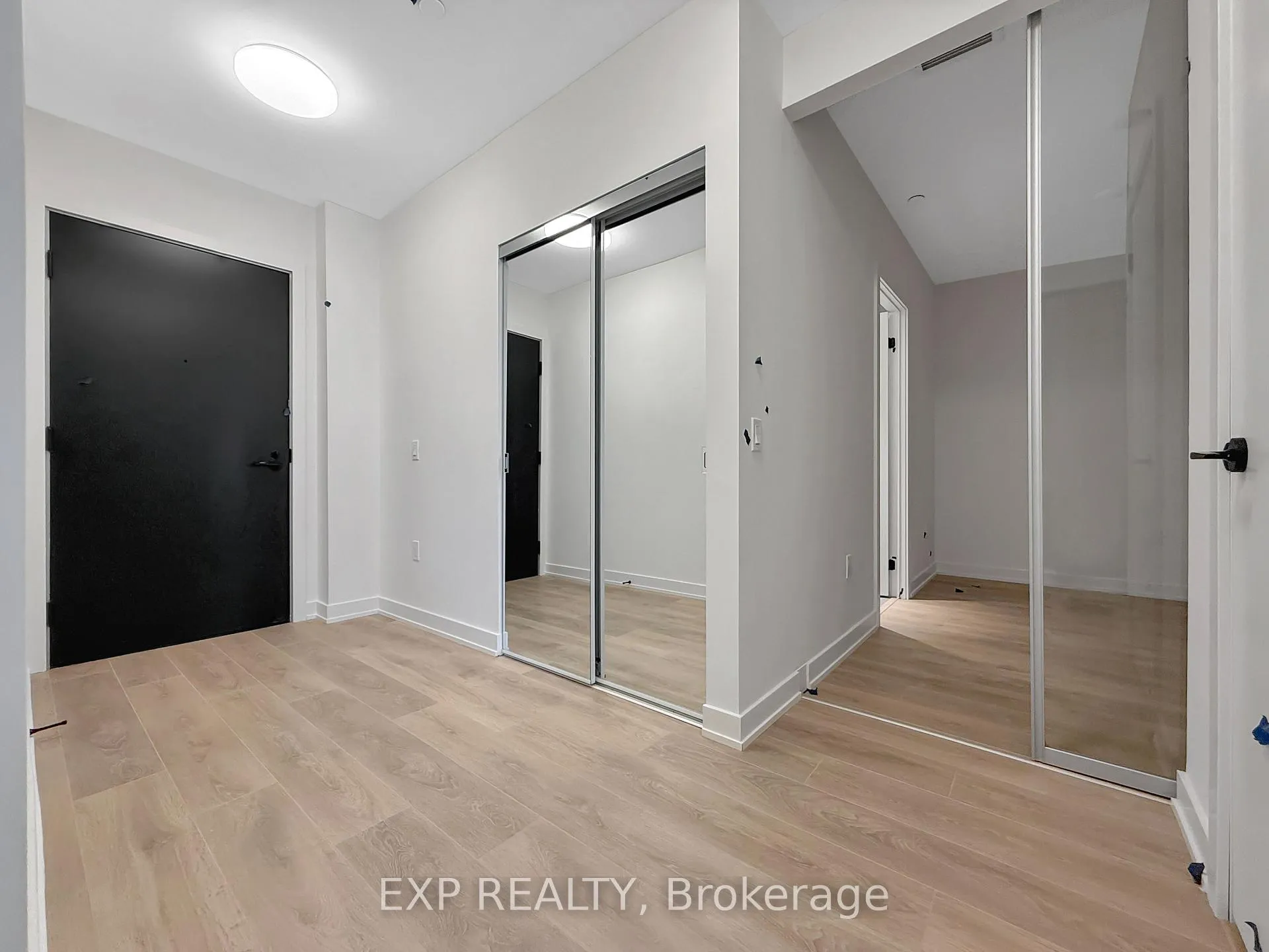 Photo 20 of Unit 601, 117 Broadway Avenue, Toronto, Mount Pleasant West — HOMEH