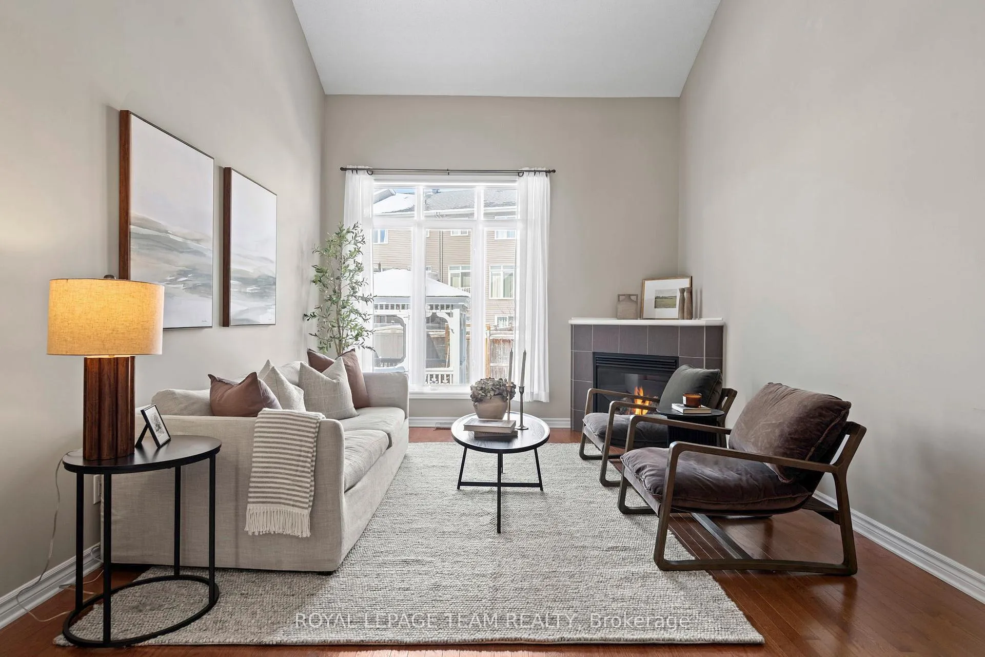 Photo 13 of 319 Kingbrook Drive, Ottawa, Kanata - Bridlewood — HOMEH