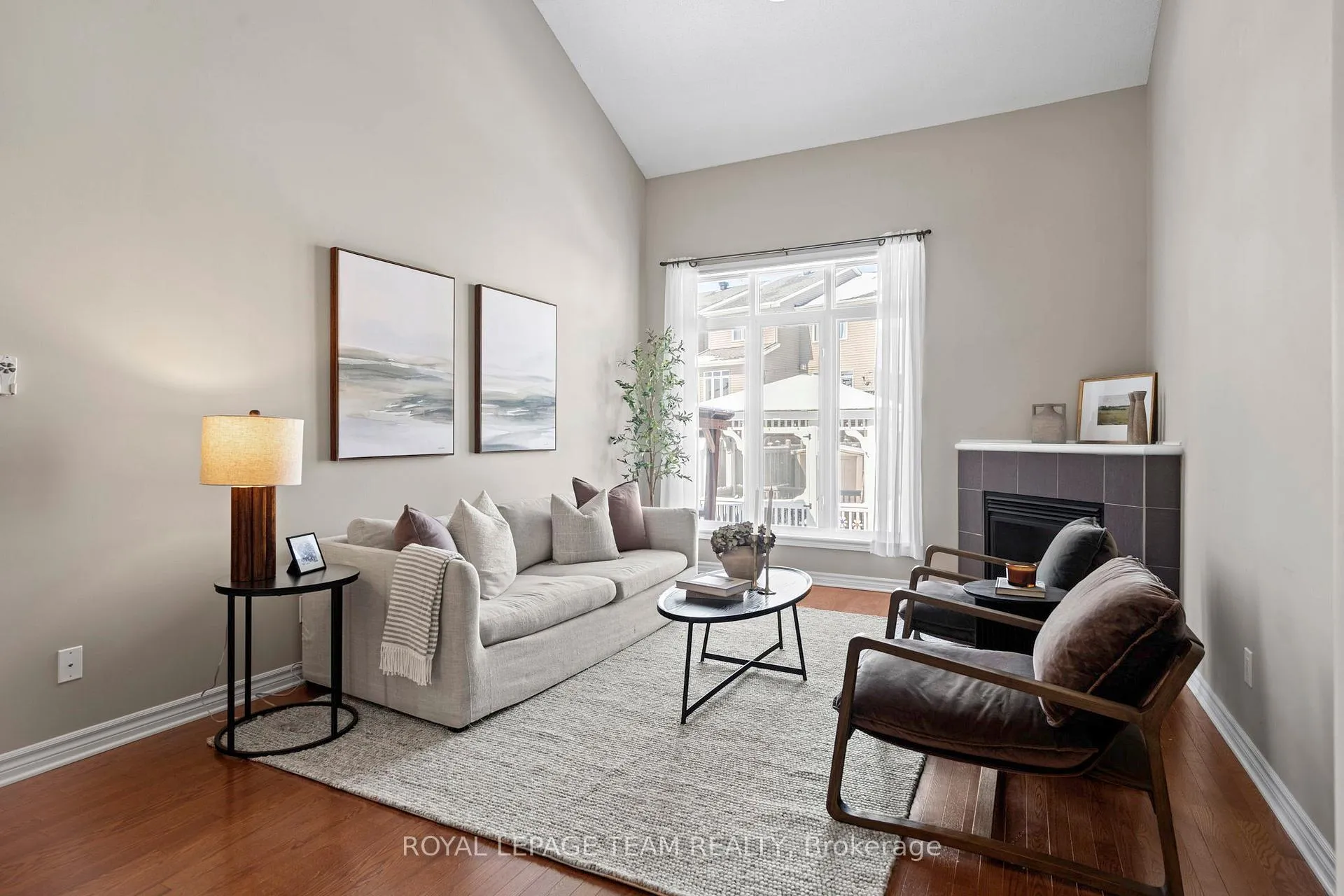 Photo 14 of 319 Kingbrook Drive, Ottawa, Kanata - Bridlewood — HOMEH