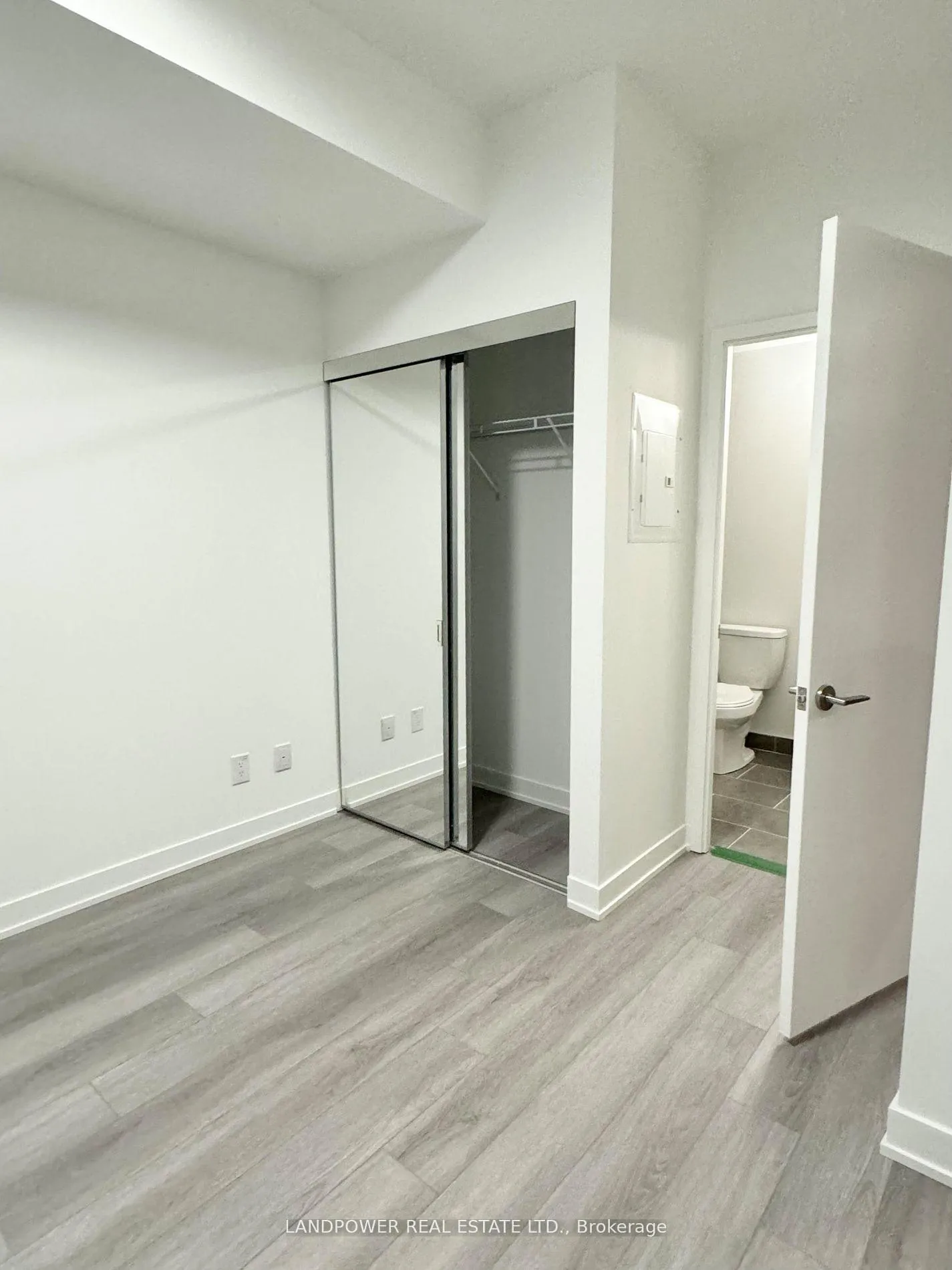 Photo 13 of Unit 604, 8119 Birchmount Road, Markham, Unionville — HOMEH