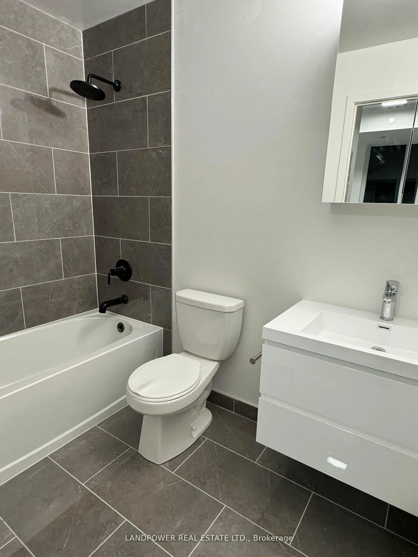 Photo 17 of Unit 604, 8119 Birchmount Road, Markham, Unionville — HOMEH