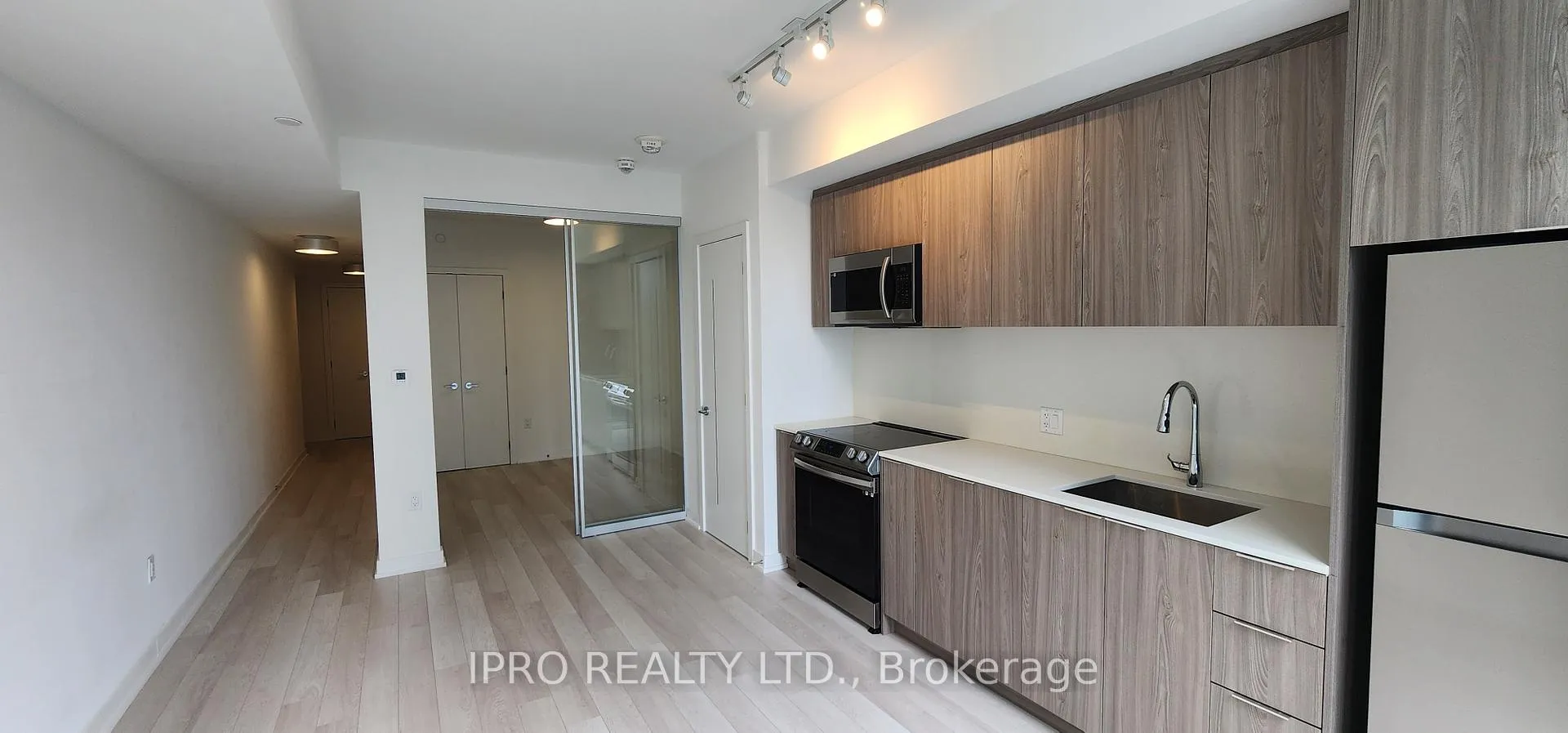 Photo 4 of Unit 3806, 357 King Street, Toronto, Waterfront Communities — HOMEH