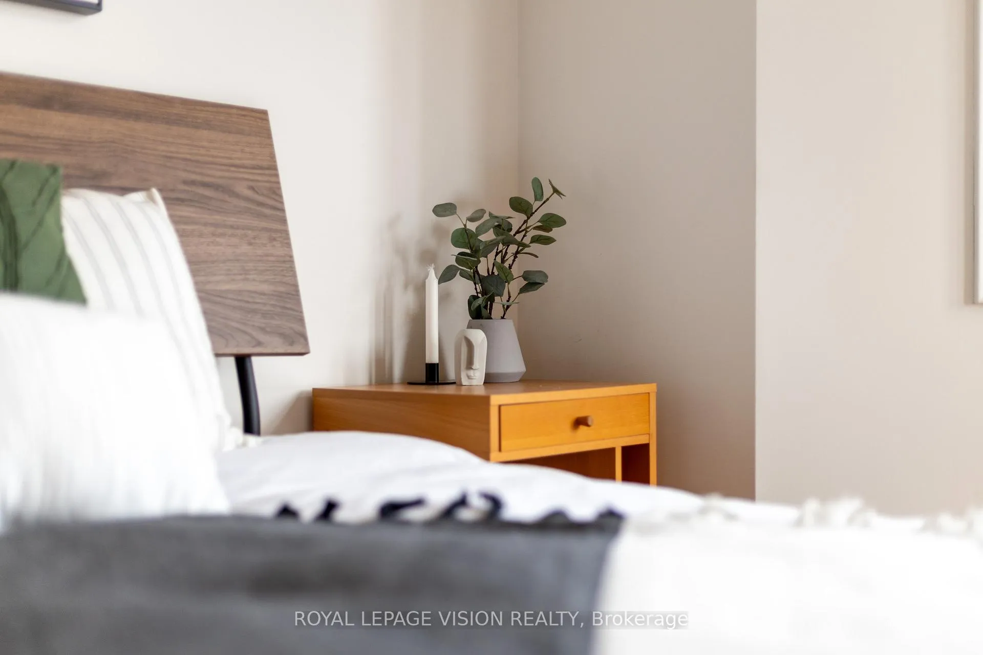 Photo 28 of 173 Manhattan Drive, Markham, Unionville — HOMEH