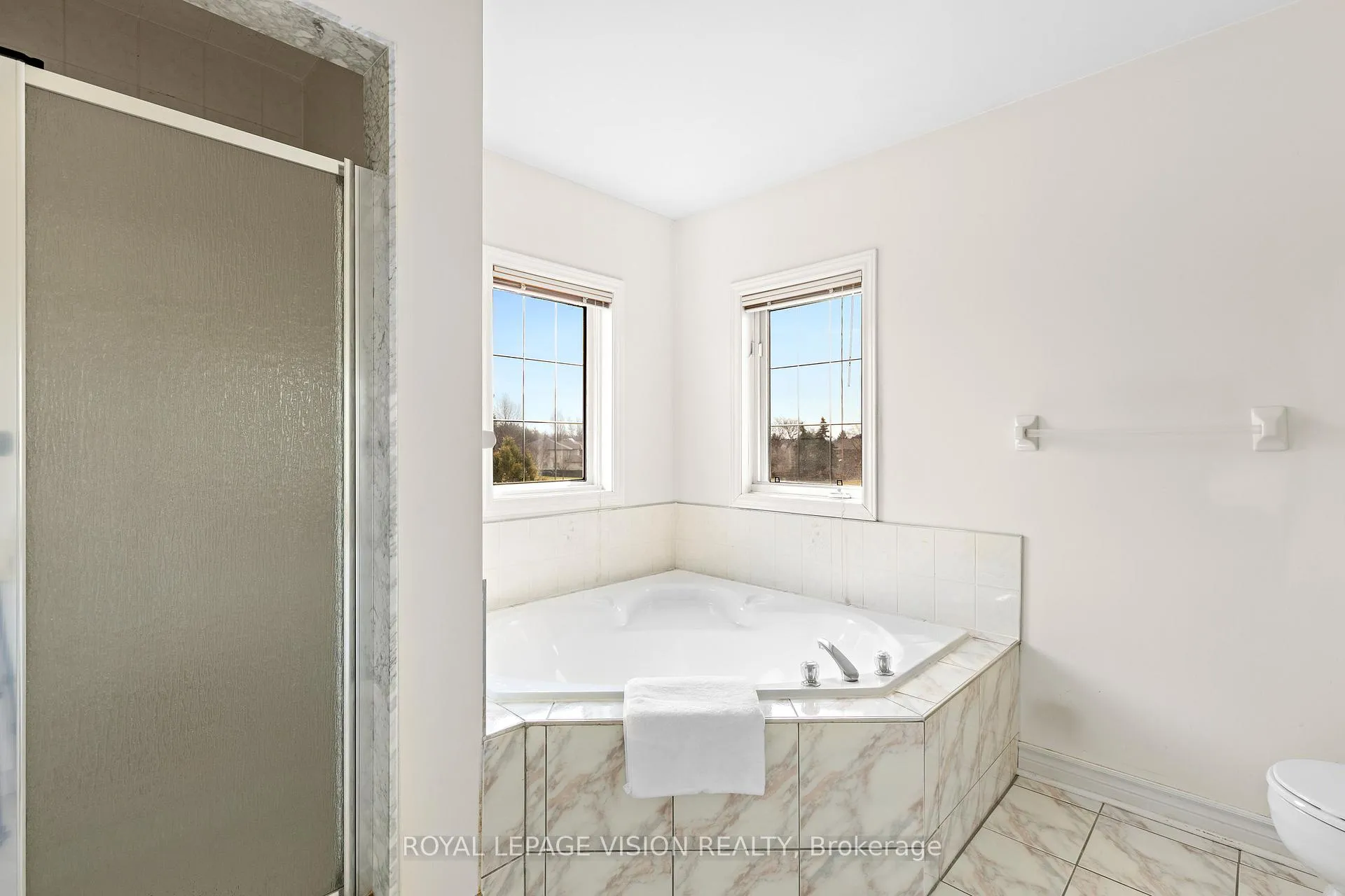 Photo 30 of 173 Manhattan Drive, Markham, Unionville — HOMEH