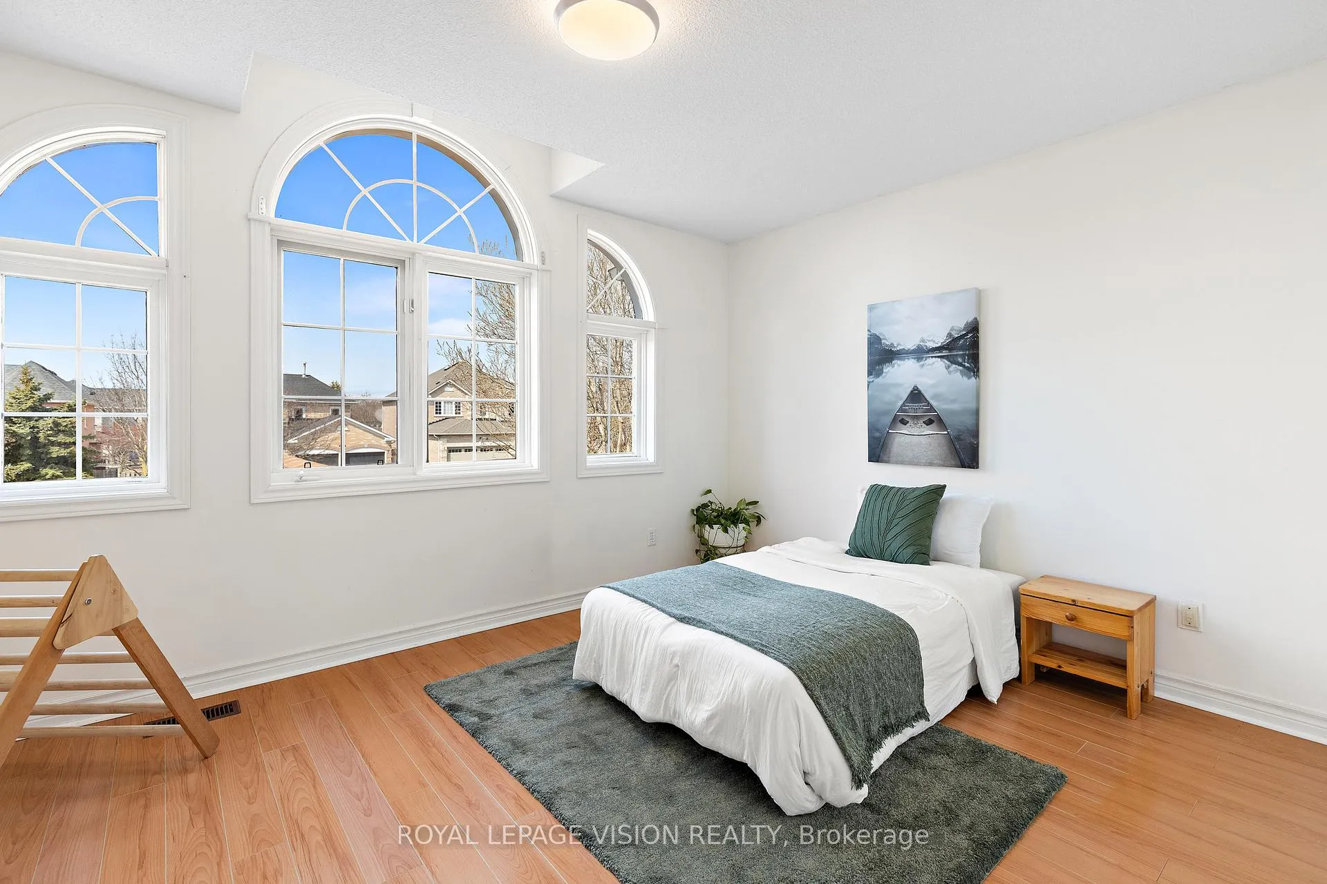 Photo 32 of 173 Manhattan Drive, Markham, Unionville — HOMEH