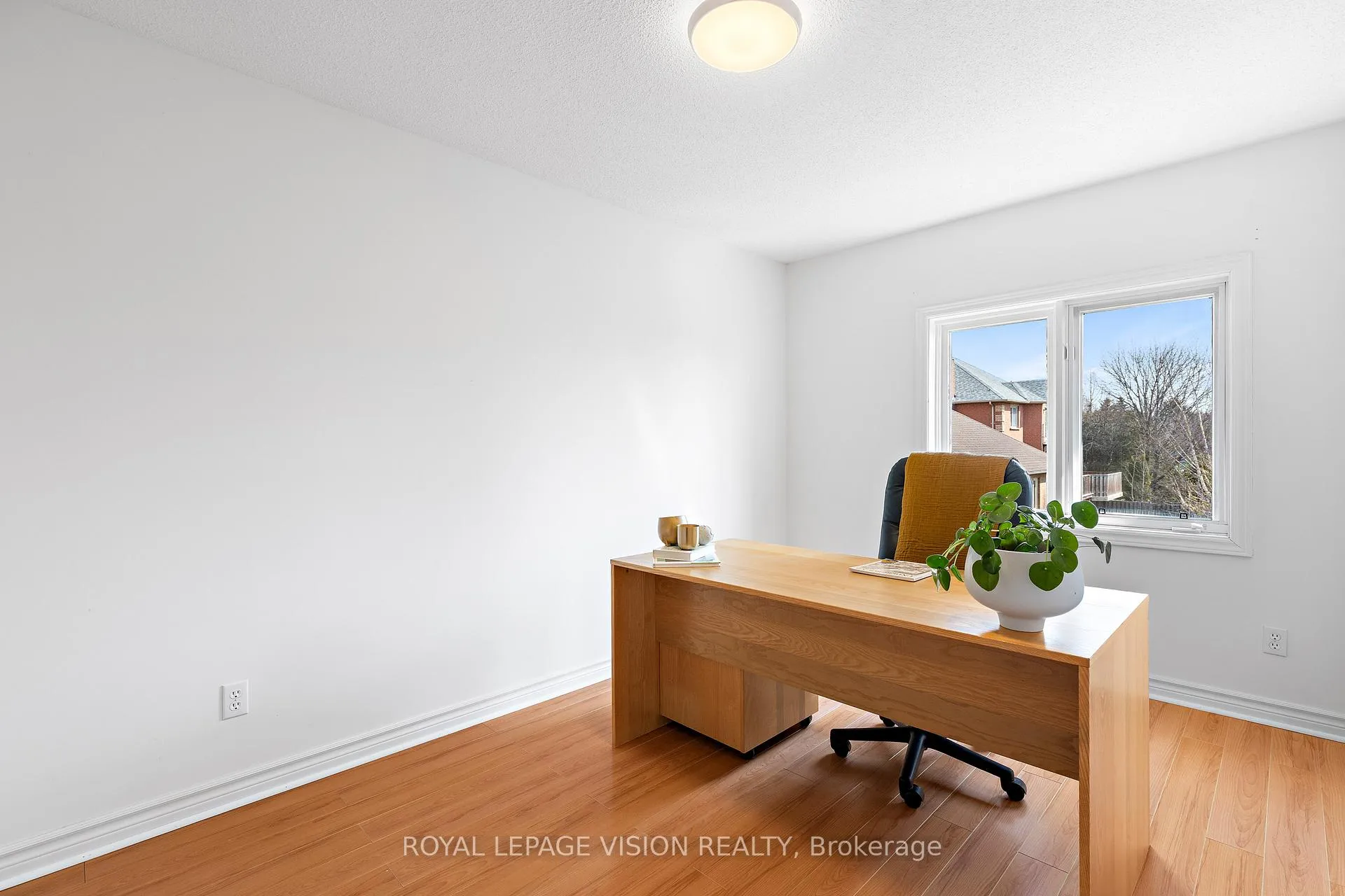 Photo 35 of 173 Manhattan Drive, Markham, Unionville — HOMEH