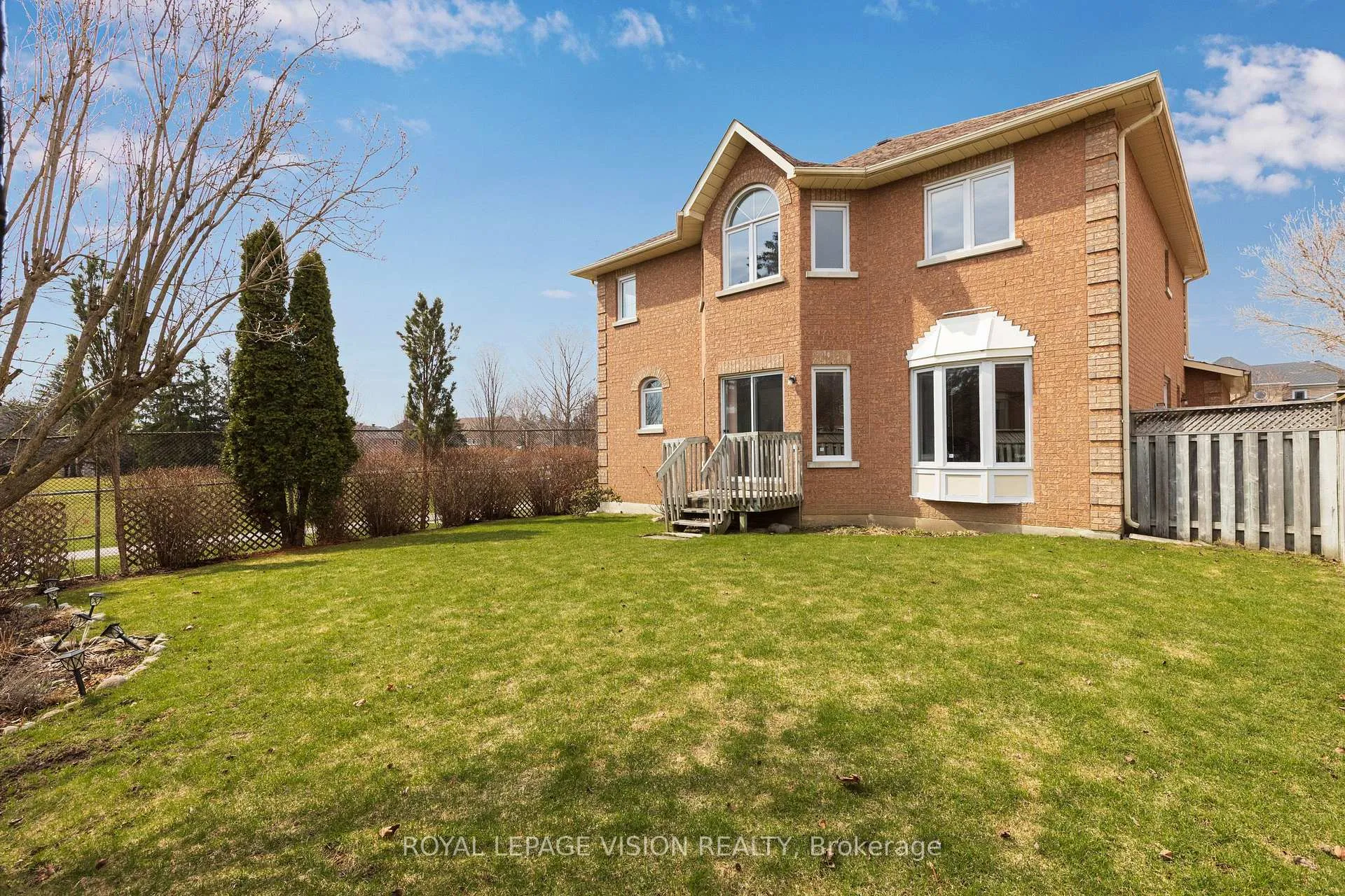 Photo 42 of 173 Manhattan Drive, Markham, Unionville — HOMEH