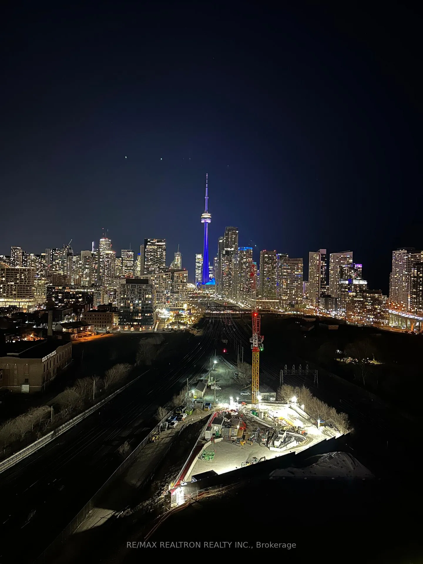 Photo 3 of Unit 1609, 30 Ordnance Street, Toronto, Niagara — HOMEH