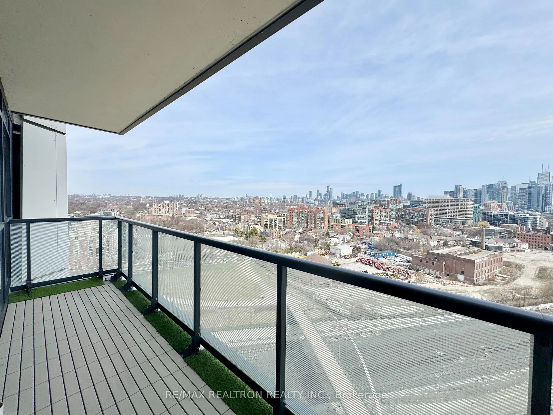 Photo 10 of Unit 1609, 30 Ordnance Street, Toronto, Niagara — HOMEH