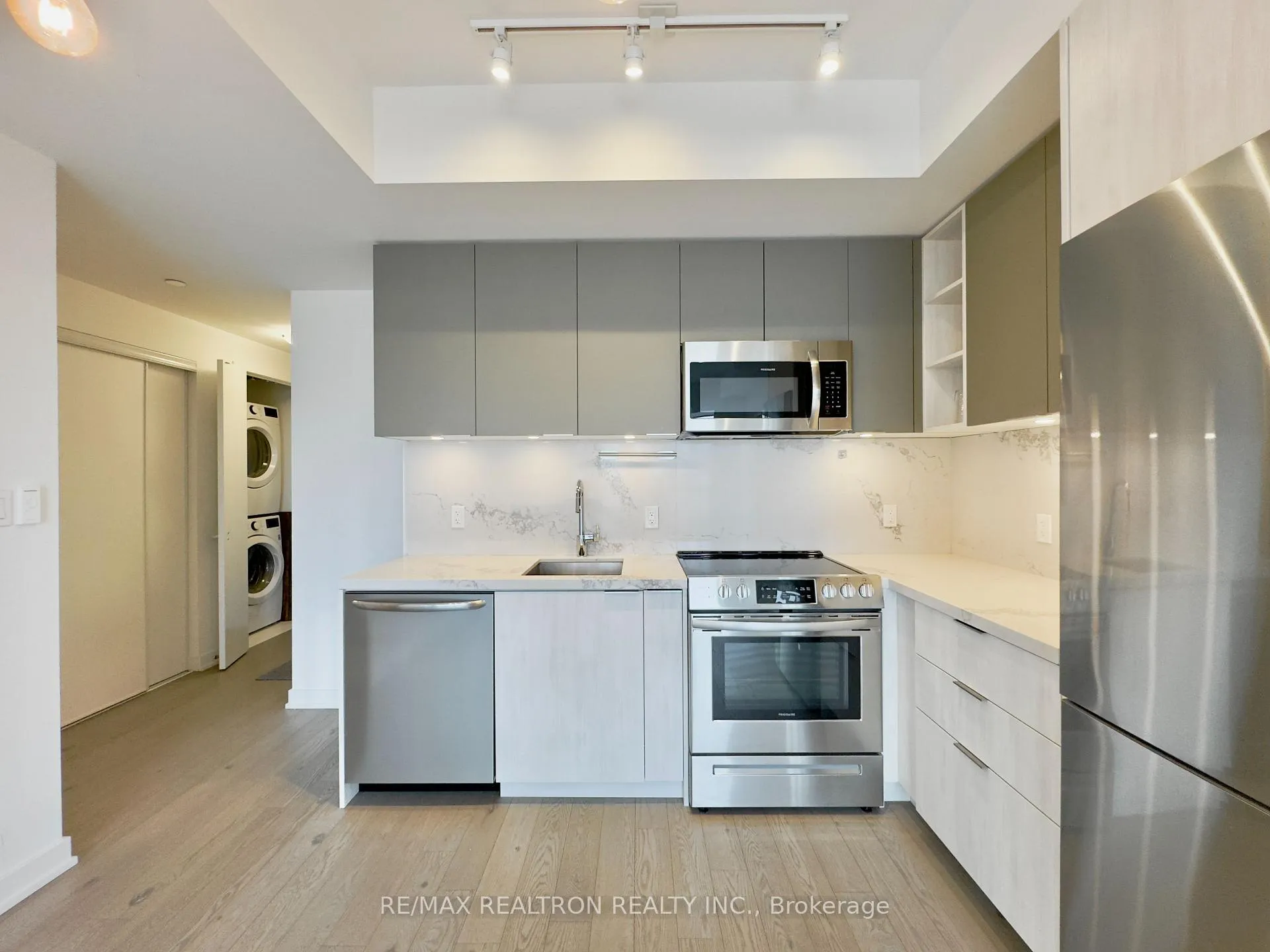 Photo 23 of Unit 1609, 30 Ordnance Street, Toronto, Niagara — HOMEH