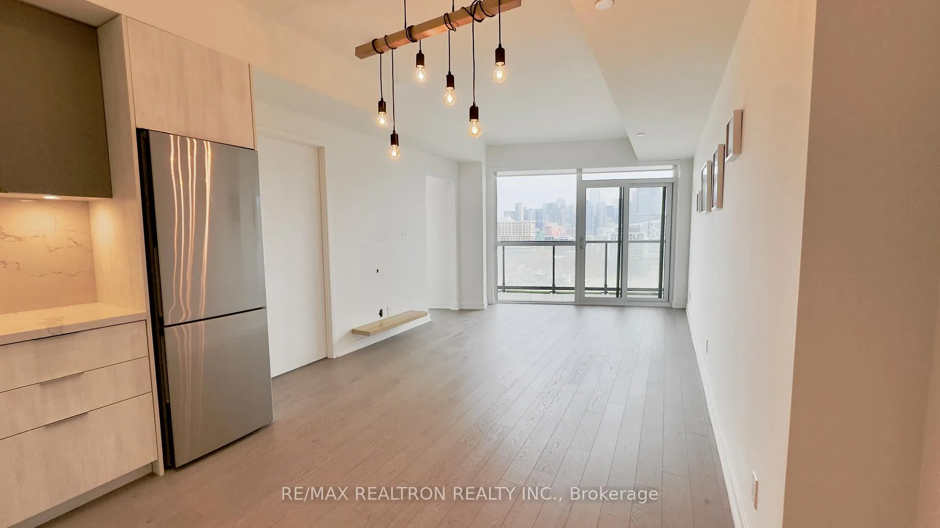 Photo 27 of Unit 1609, 30 Ordnance Street, Toronto, Niagara — HOMEH