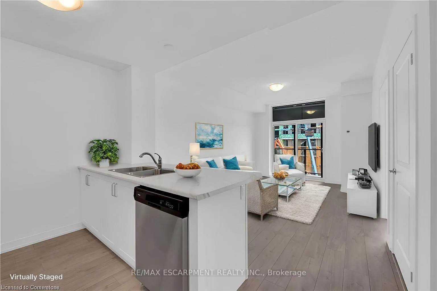 Photo 9 of Unit 426, 460 Dundas Street E, Hamilton, Waterdown — HOMEH