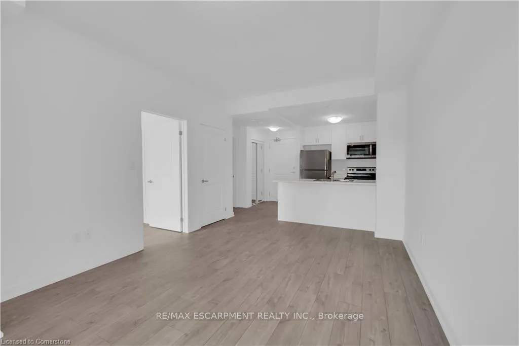 Photo 14 of Unit 426, 460 Dundas Street E, Hamilton, Waterdown — HOMEH