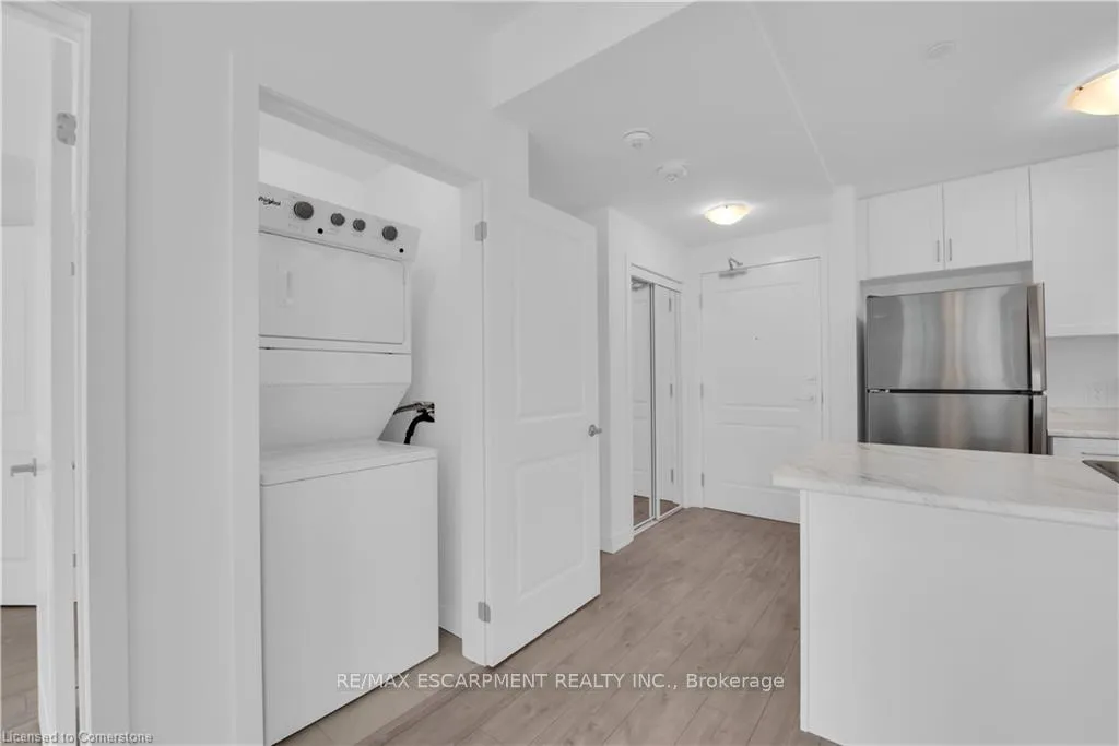 Photo 16 of Unit 426, 460 Dundas Street E, Hamilton, Waterdown — HOMEH