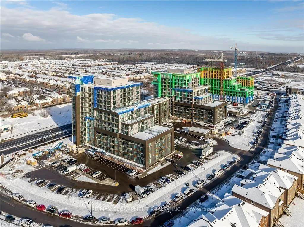 Photo 29 of Unit 426, 460 Dundas Street E, Hamilton, Waterdown — HOMEH
