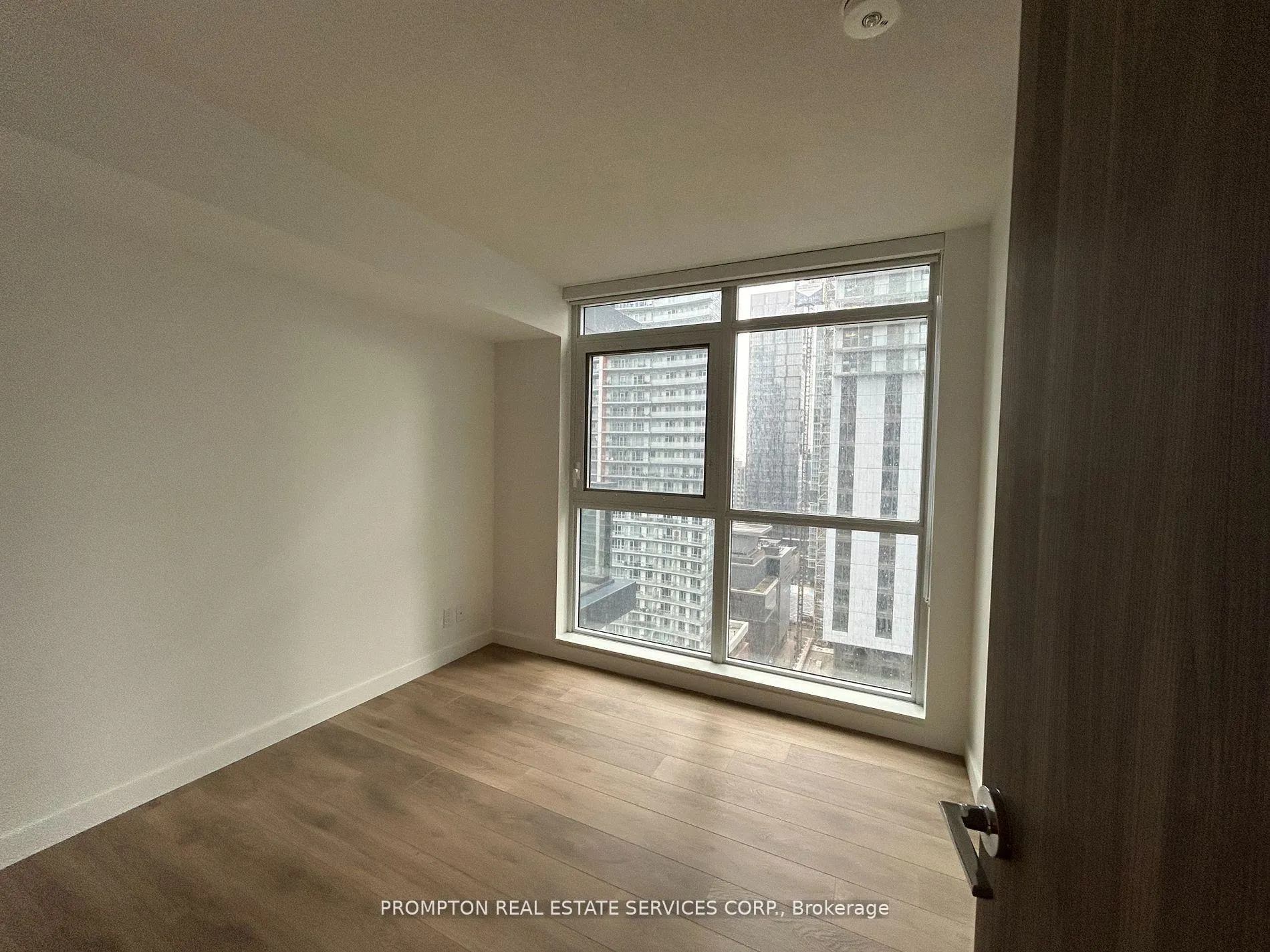 Photo 9 of Unit 2607, 38 Widmer Street, Toronto, Waterfront Communities — HOMEH
