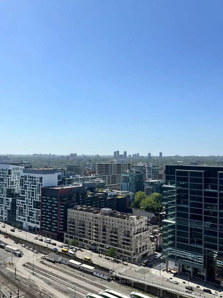 Photo 1 of Unit 3210, 15 Iceboat Terrace, Toronto, Waterfront Communities — HOMEH