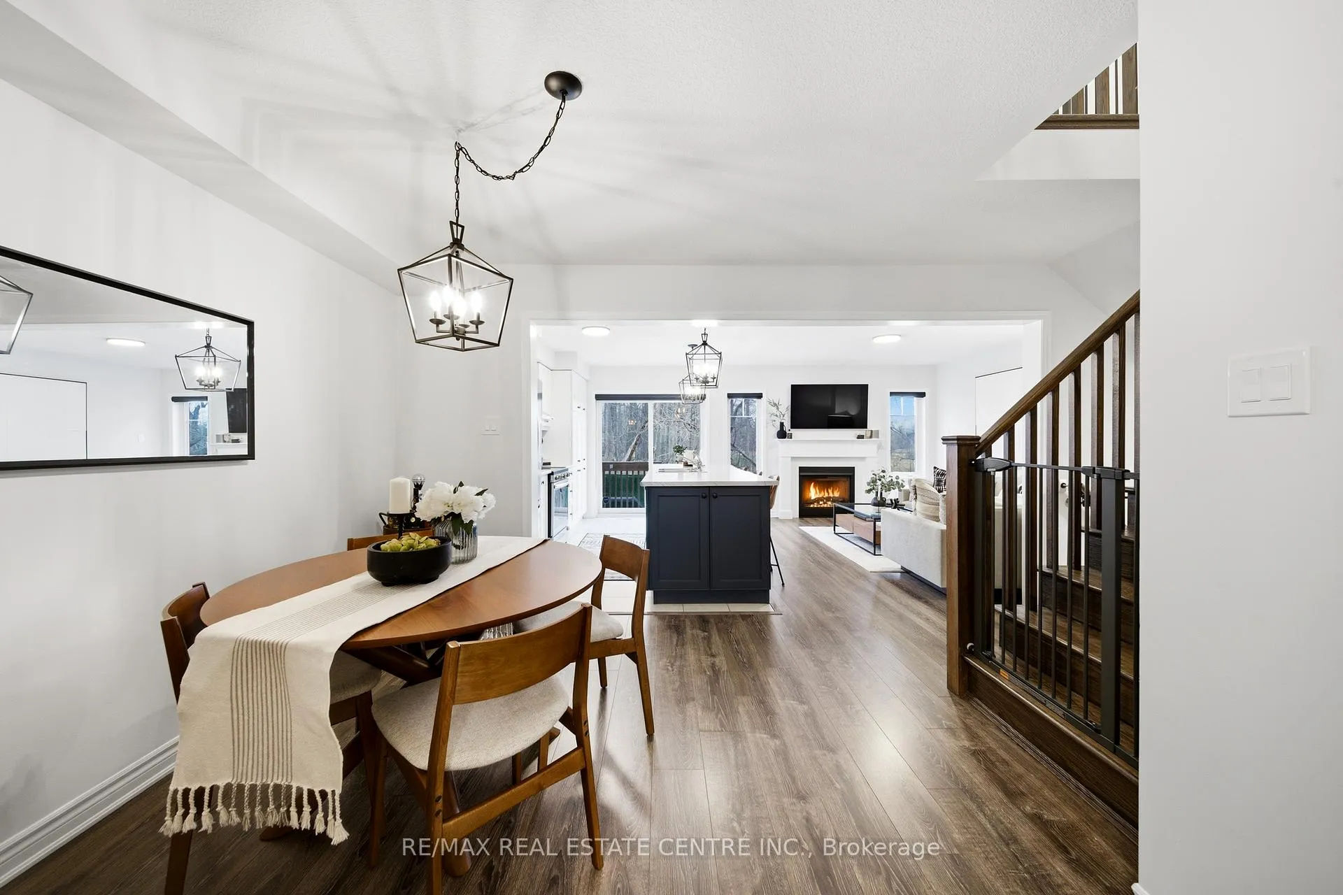 Photo 7 of Unit 31, 230 Avonsyde Boulevard, Hamilton, Waterdown — HOMEH