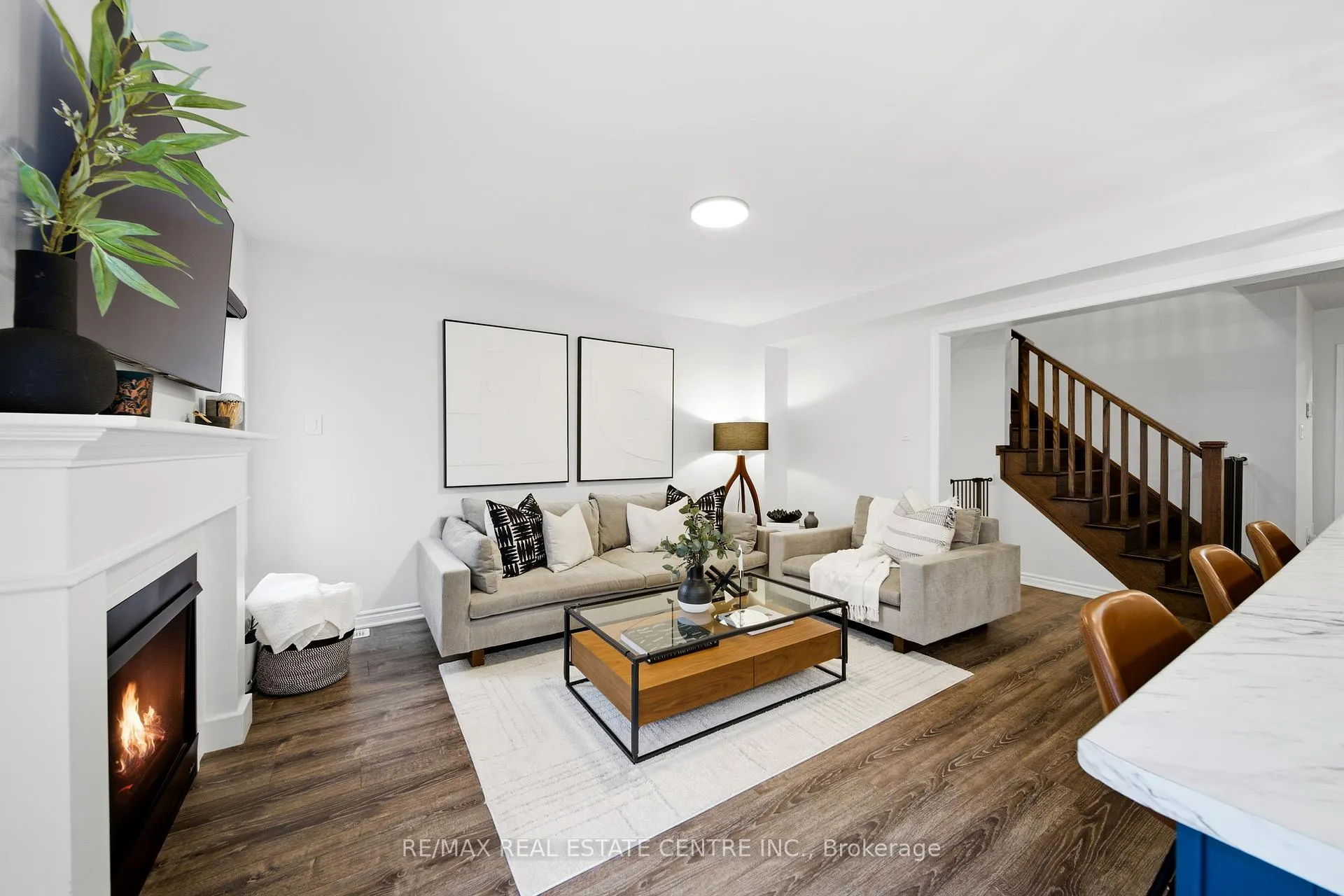 Photo 13 of Unit 31, 230 Avonsyde Boulevard, Hamilton, Waterdown — HOMEH