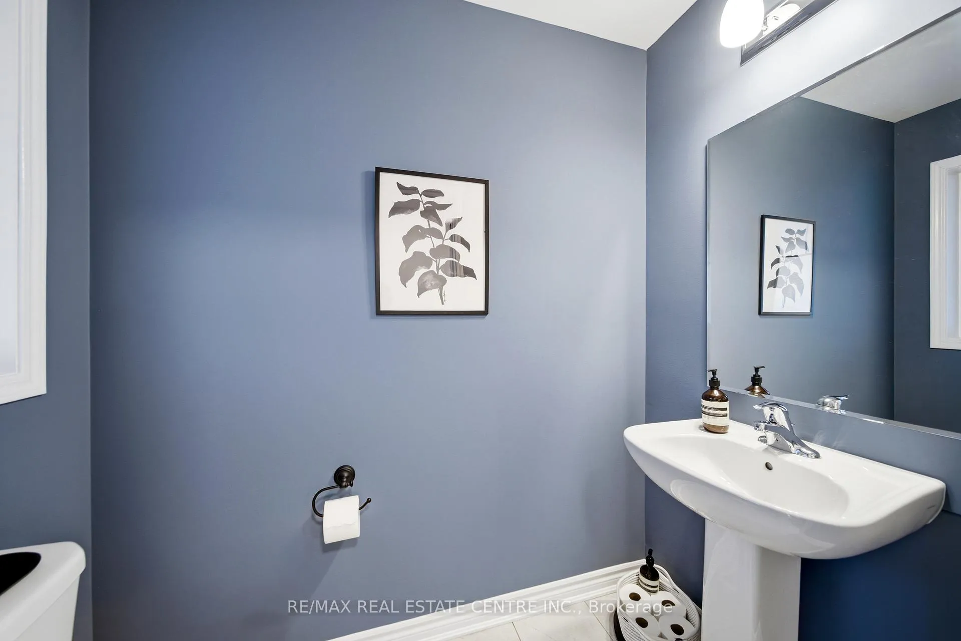 Photo 22 of Unit 31, 230 Avonsyde Boulevard, Hamilton, Waterdown — HOMEH