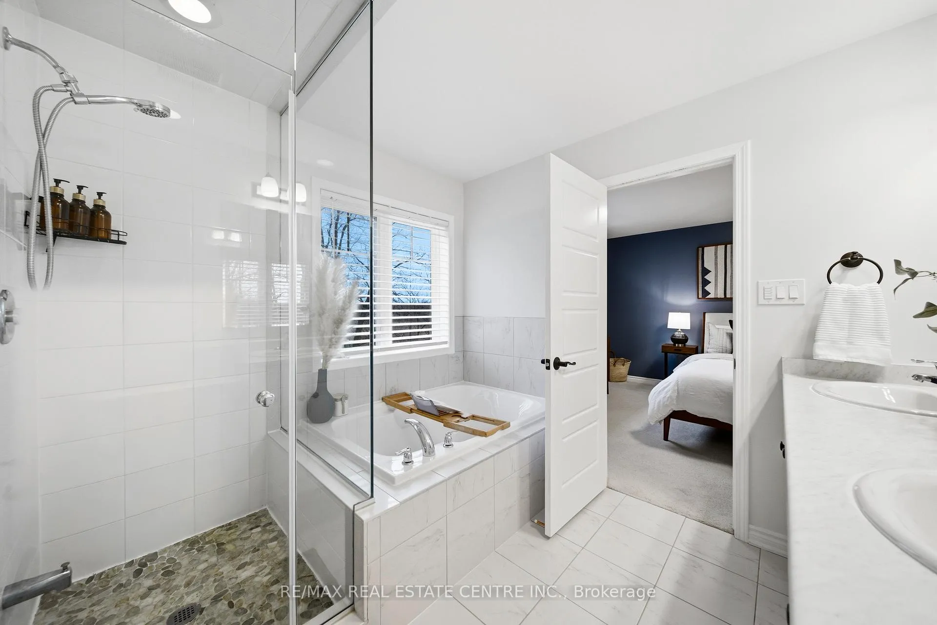 Photo 30 of Unit 31, 230 Avonsyde Boulevard, Hamilton, Waterdown — HOMEH