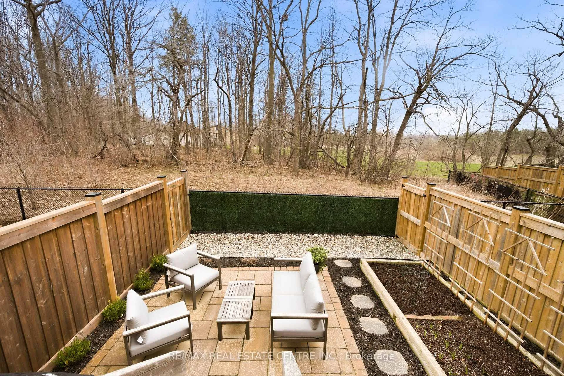 Photo 45 of Unit 31, 230 Avonsyde Boulevard, Hamilton, Waterdown — HOMEH