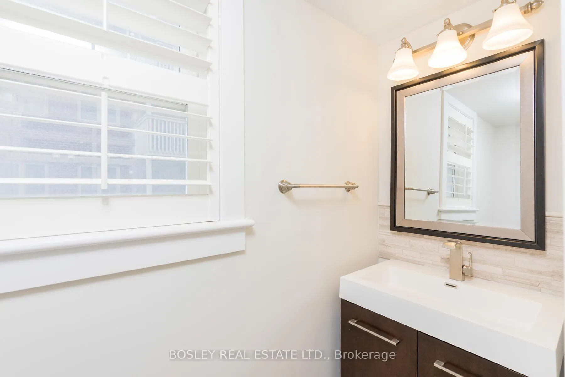 Photo 14 of 46A Crawford Street, Toronto, Niagara — HOMEH