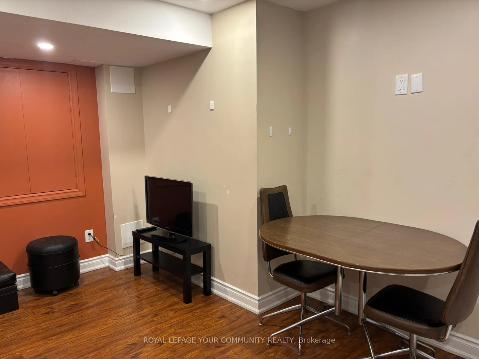 Photo 4 of Unit Bsmt 1, 116 Jack Monkman Crescent, Markham, Cedarwood — HOMEH