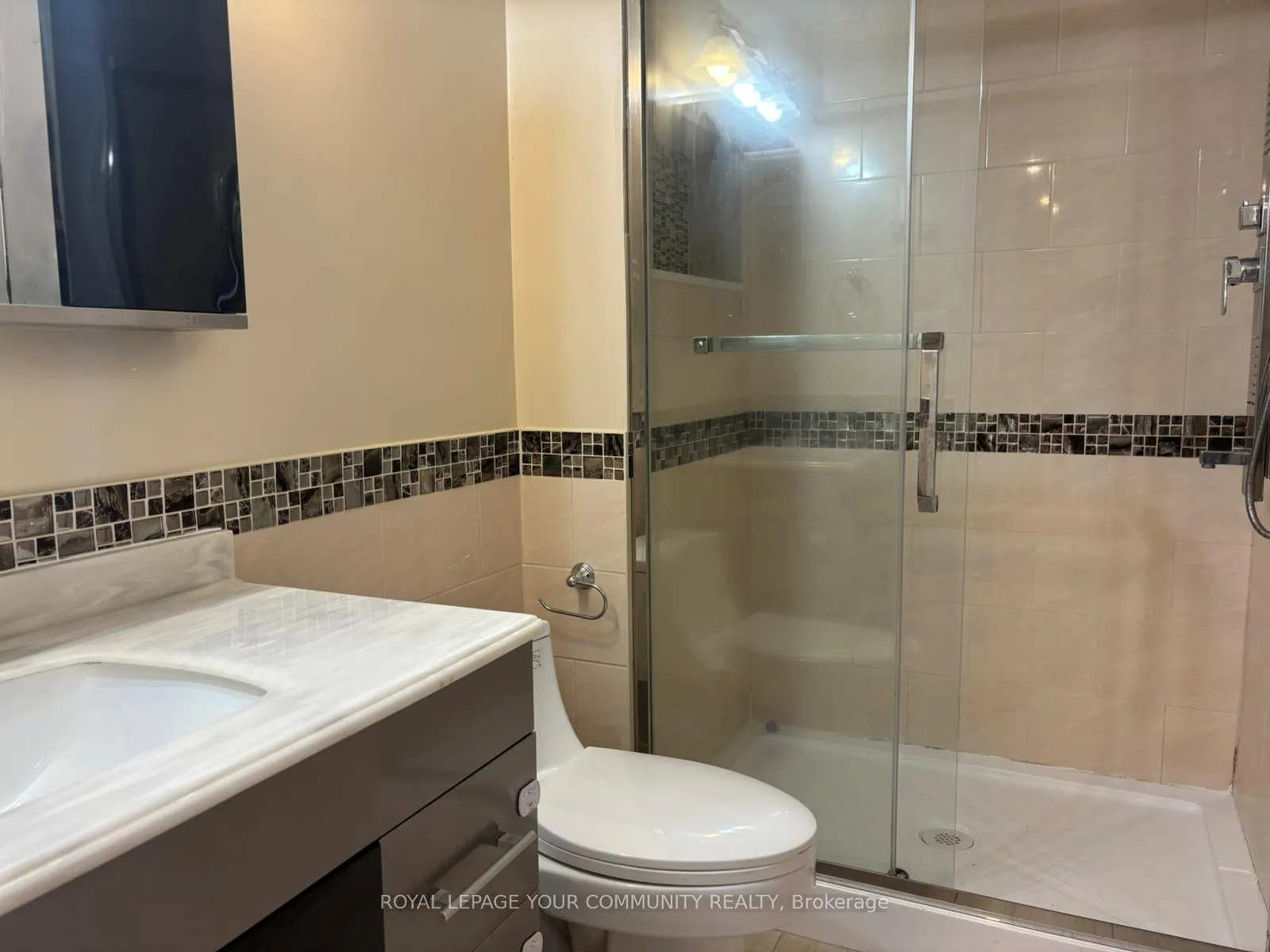 Photo 7 of Unit Bsmt 1, 116 Jack Monkman Crescent, Markham, Cedarwood — HOMEH
