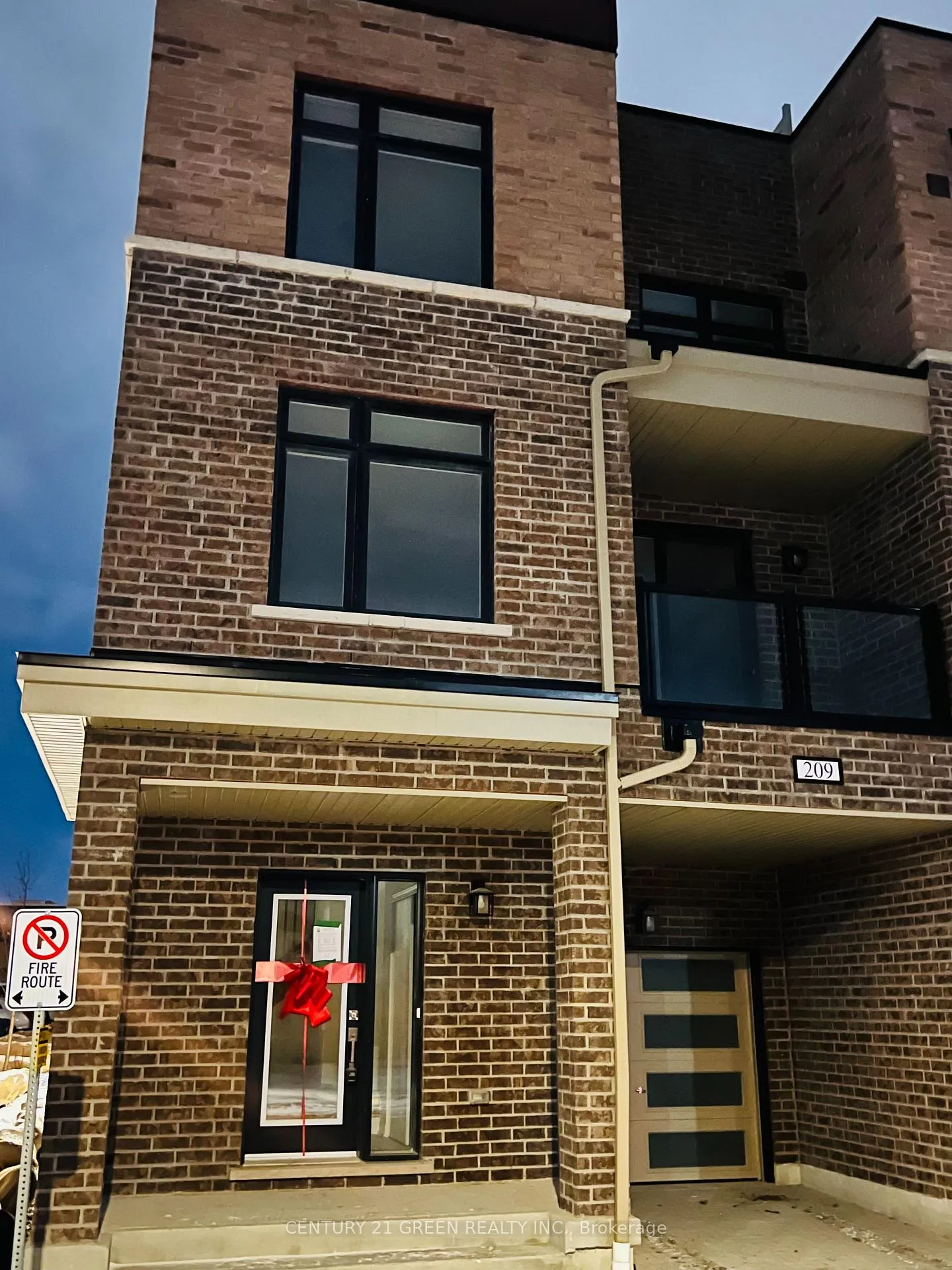 Photo 1 of Unit 209, 1865 Pickering Parkway, Pickering, Village East — HOMEH