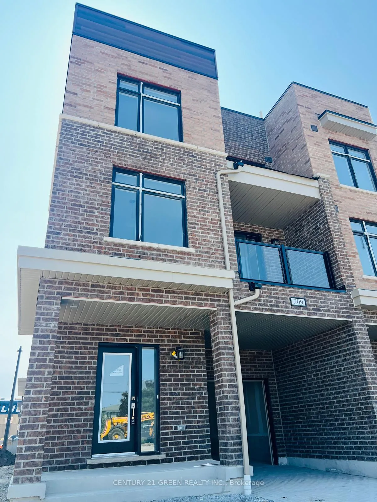 Photo 2 of Unit 209, 1865 Pickering Parkway, Pickering, Village East — HOMEH