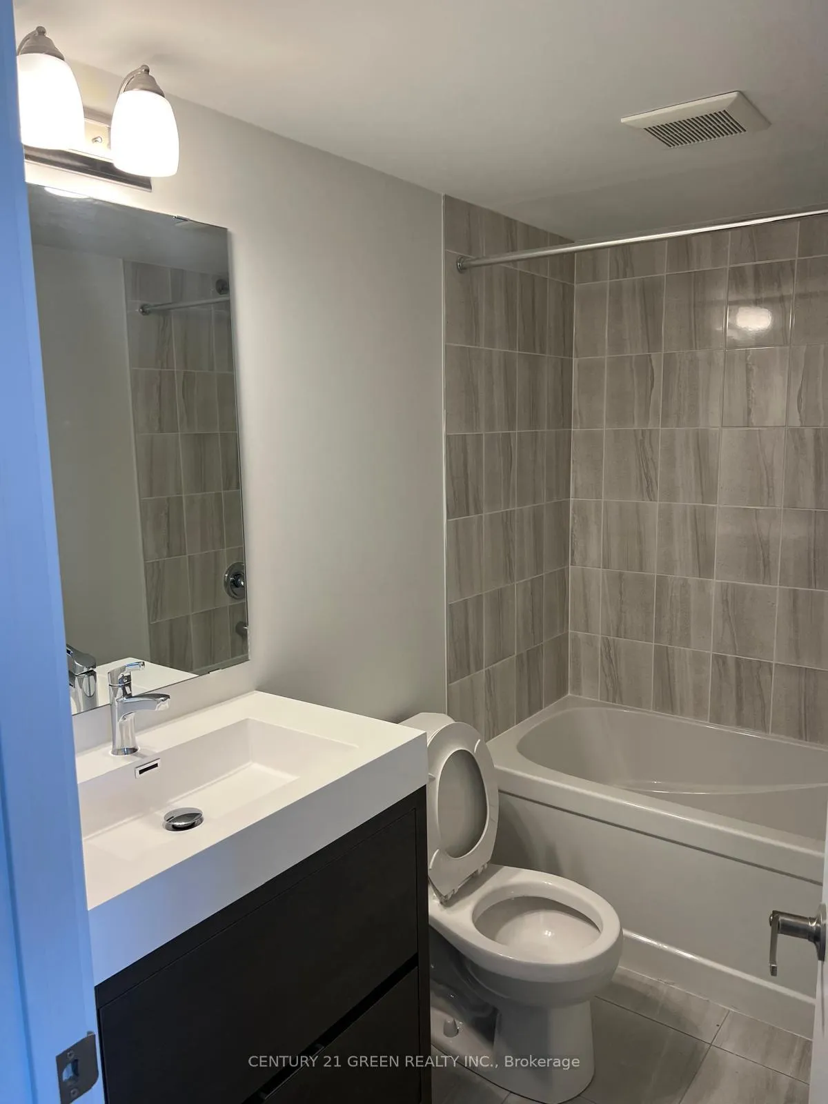 Photo 7 of Unit 209, 1865 Pickering Parkway, Pickering, Village East — HOMEH