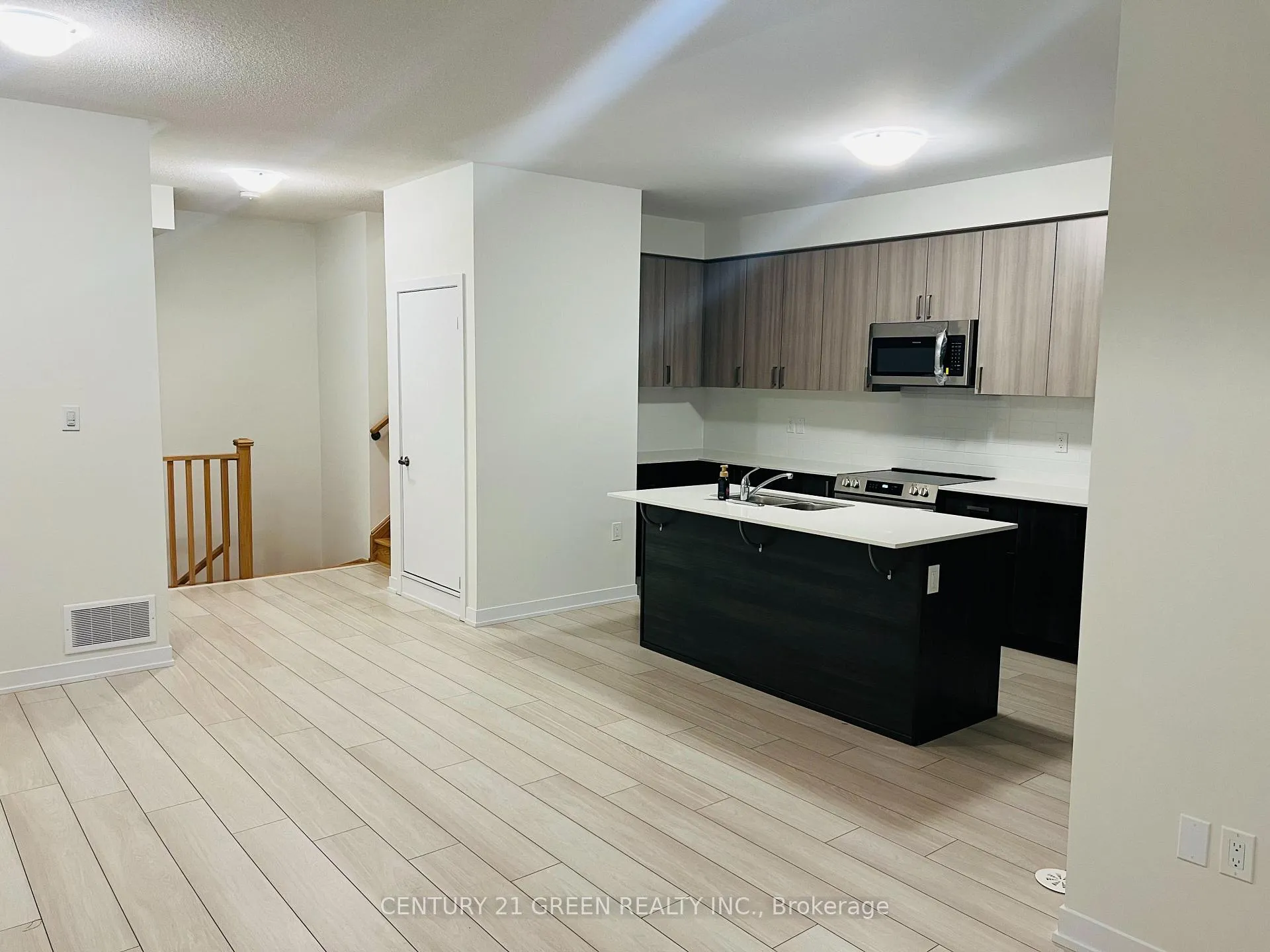 Photo 8 of Unit 209, 1865 Pickering Parkway, Pickering, Village East — HOMEH