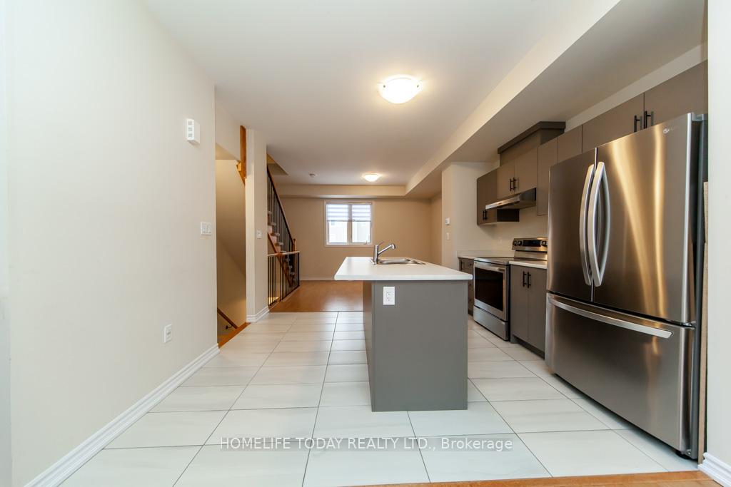Photo 8 of 11 Senay Circle, Clarington, Courtice — HOMEH