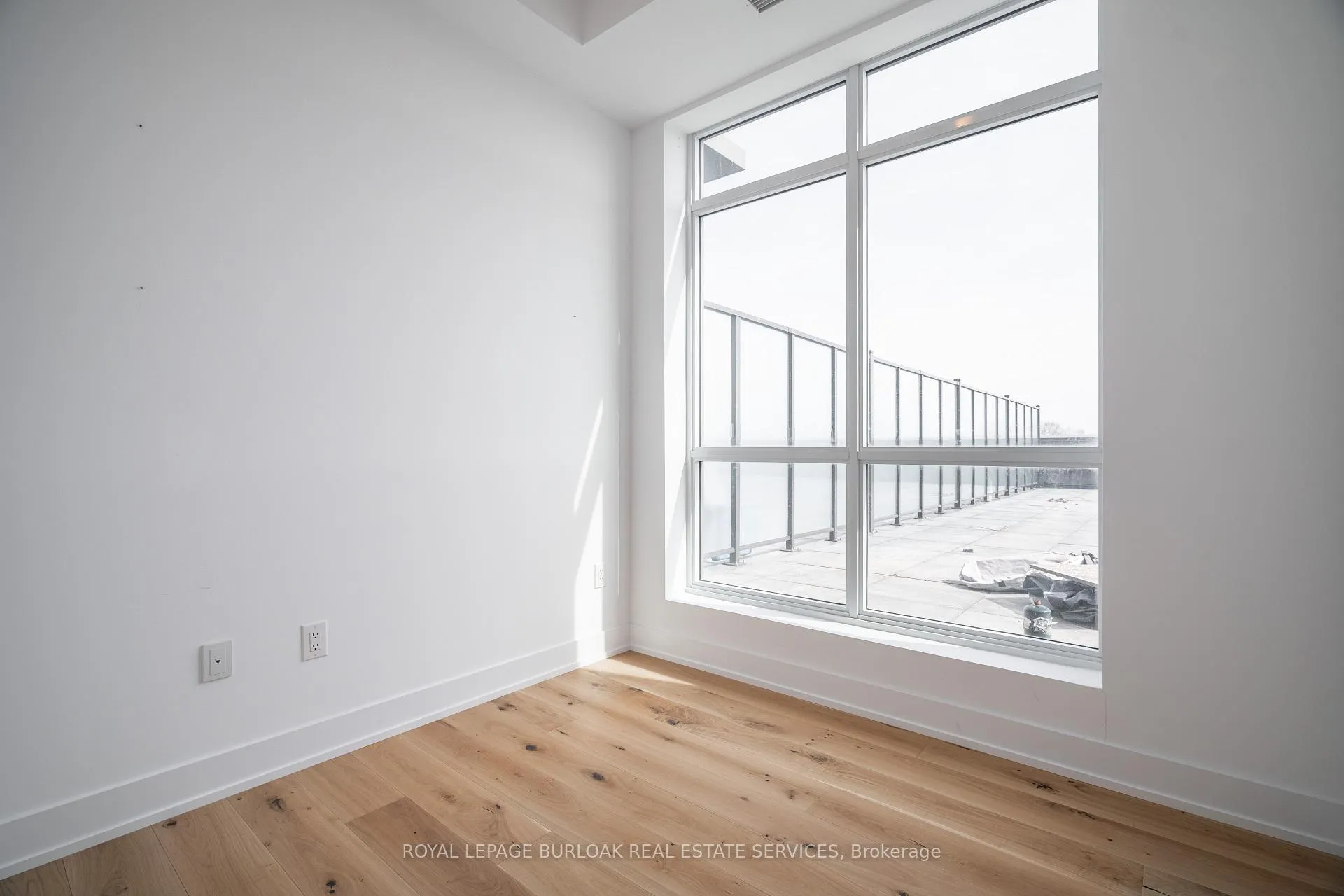 Photo 6 of Unit 521, 460 Dundas Street E, Hamilton, Waterdown — HOMEH