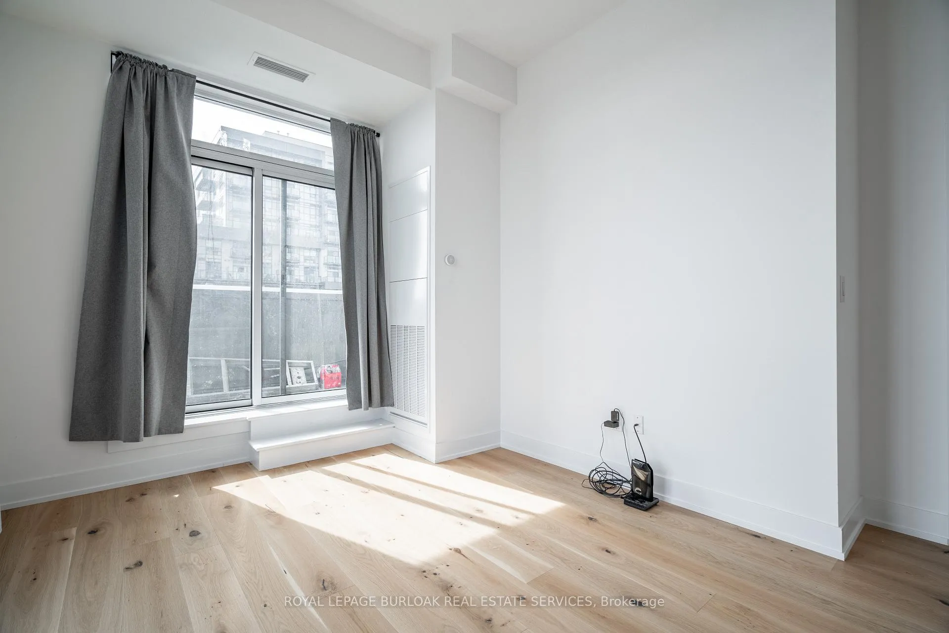 Photo 18 of Unit 521, 460 Dundas Street E, Hamilton, Waterdown — HOMEH