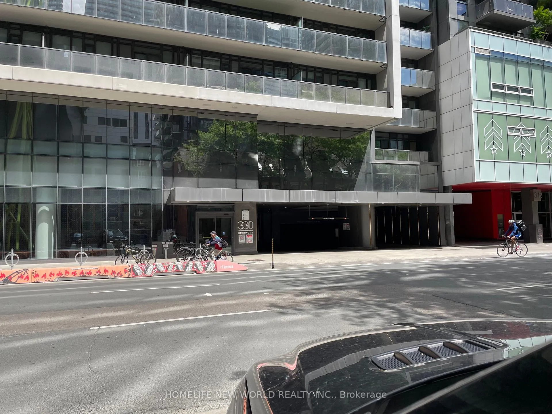 Front of Unit 2010, 330 Richmond Street W