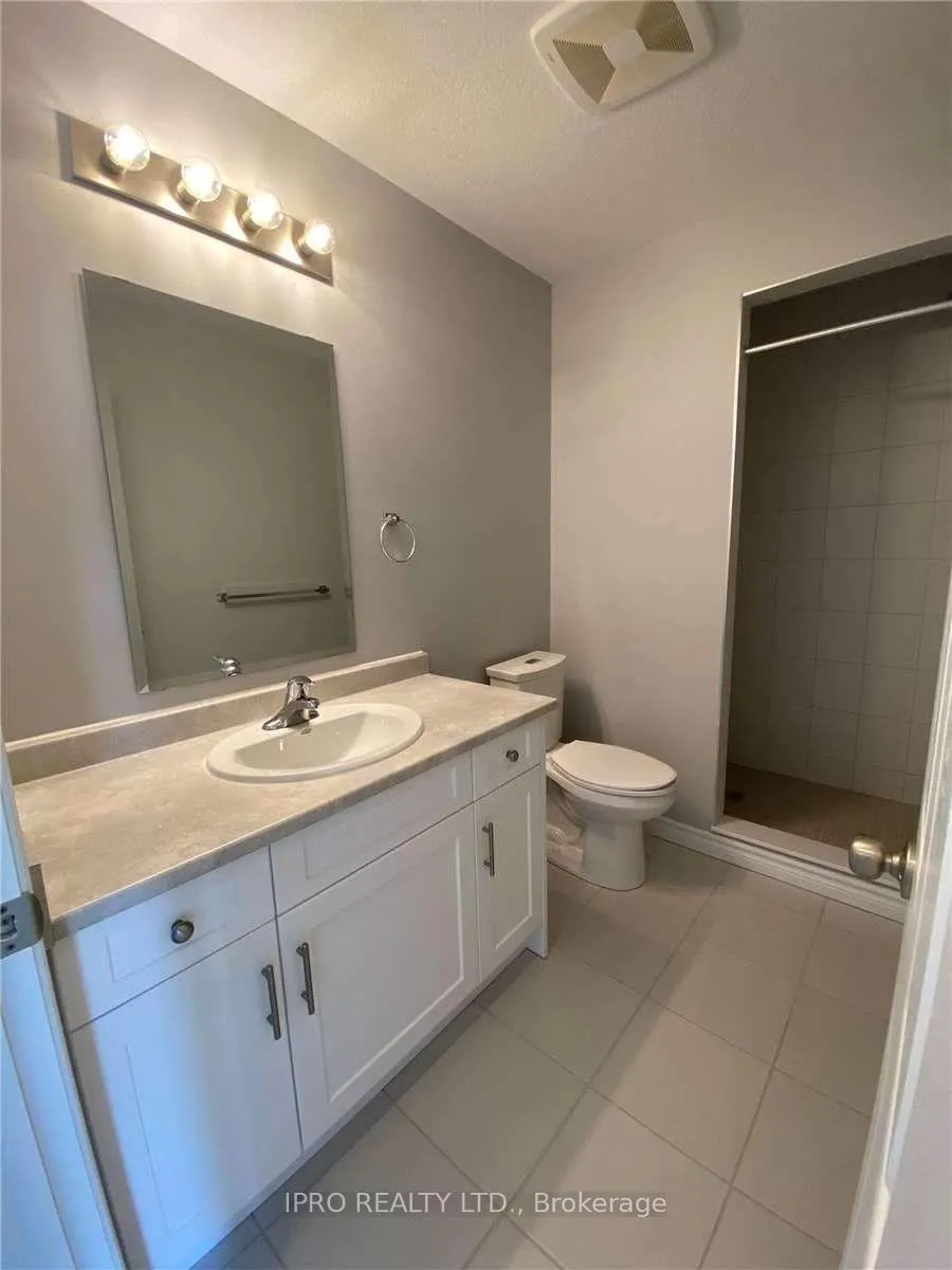 Photo 13 of 182 Wheat Lane, Kitchener — HOMEH