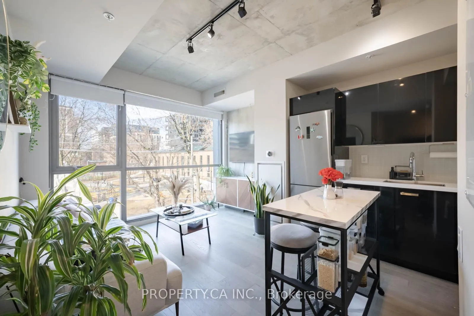 Photo 10 of Unit 325, 39 Brant Street, Toronto, Waterfront Communities — HOMEH