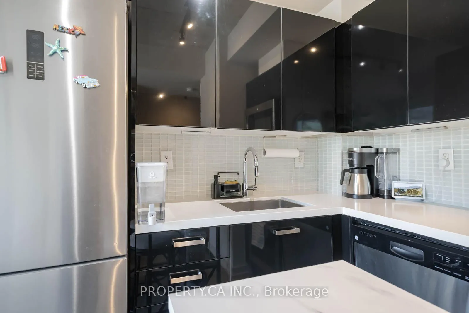 Photo 13 of Unit 325, 39 Brant Street, Toronto, Waterfront Communities — HOMEH