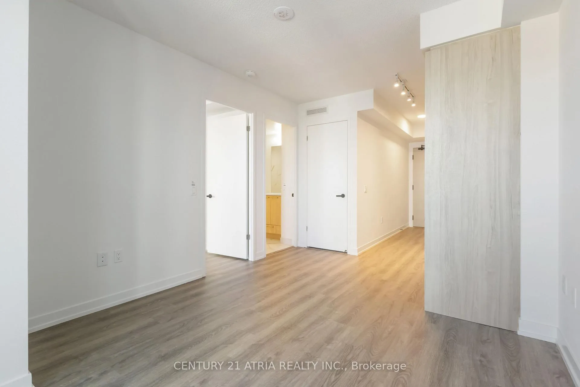 Photo 19 of Unit 2502, 195 Commerce Street, Vaughan, Vaughan Corporate Centre — HOMEH