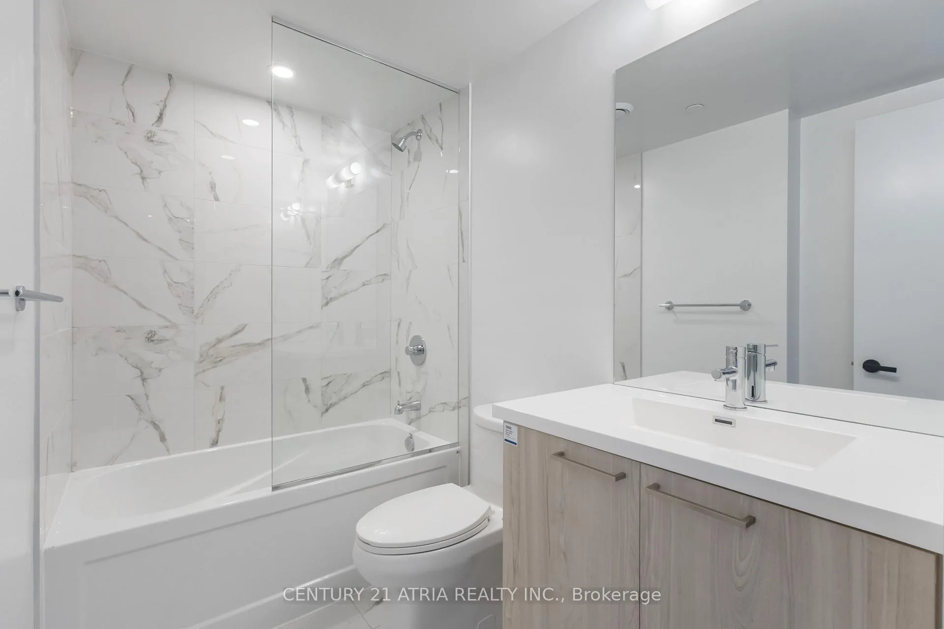 Photo 20 of Unit 2502, 195 Commerce Street, Vaughan, Vaughan Corporate Centre — HOMEH